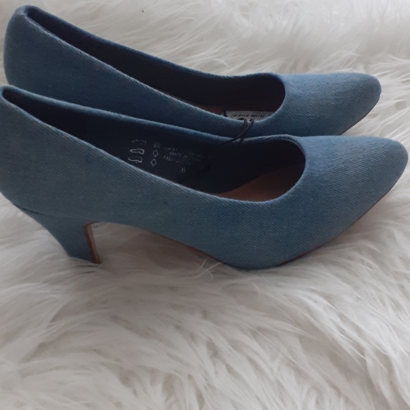 BlueJean pumps *NWT* - Picture 4 of 6